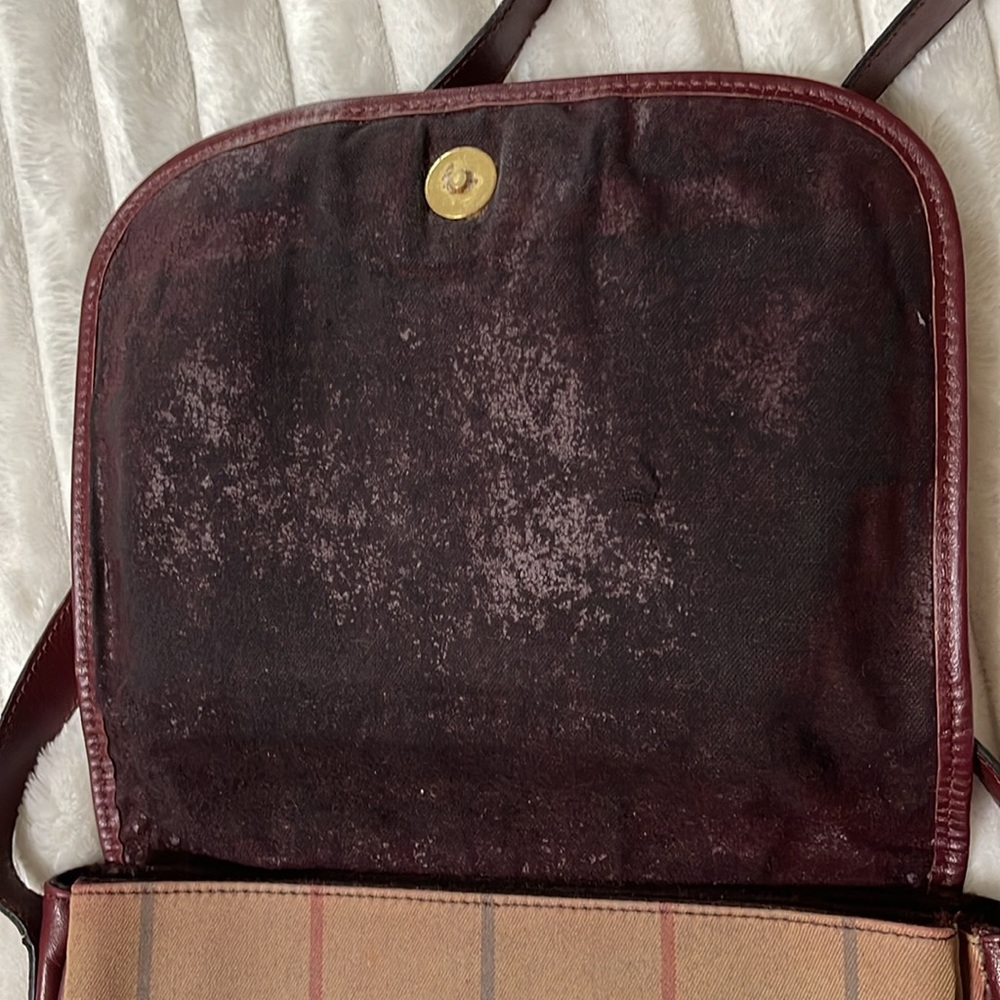 Burberrys Vintage Bag - Picture 11 of 16